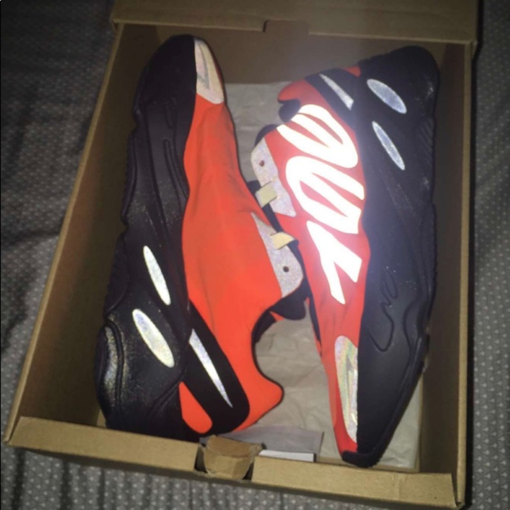 Adidas Yeezy boost v2 mnvn